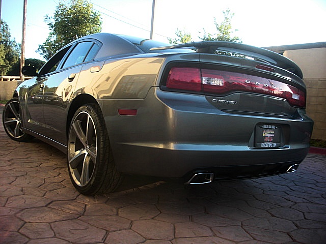 2011chargerGRAY/25f30.JPG