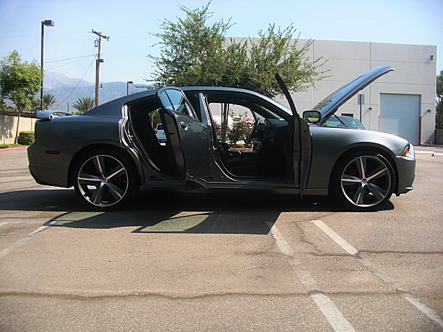 2011chargerGRAY/25f96.JPG