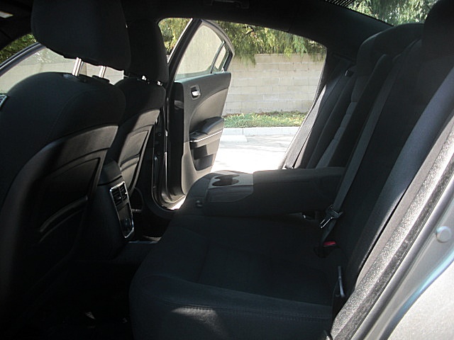 2011chargerGRAY/25f98.JPG
