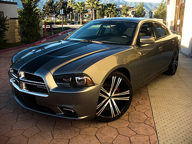 2011chargerGRAY/25s42.JPG