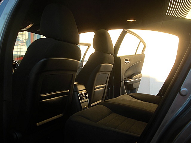 2011chargerGRAY/25s43.JPG