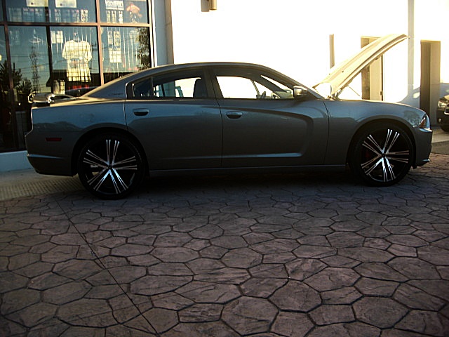 2011chargerGRAY/25s42.JPG