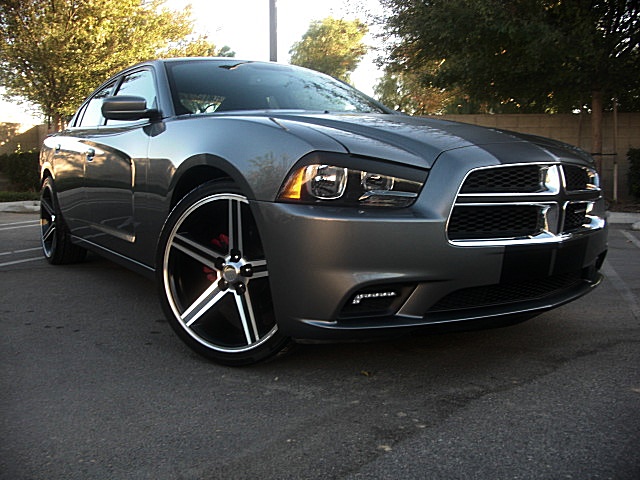 2011chargerGRAY/25v29.JPG