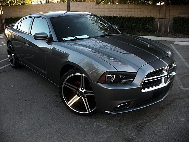 2011chargerGRAY/25v29.JPG