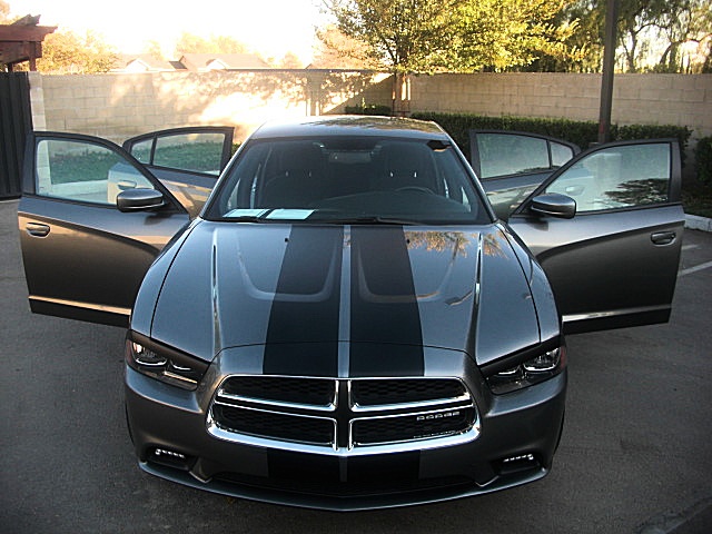 2011chargerGRAY/25v29.JPG