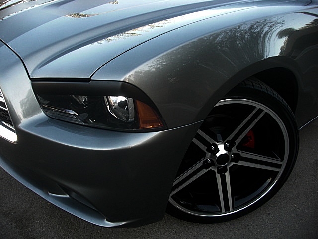 2011chargerGRAY/25v20.JPG