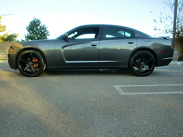 2011chargerGRAY/27a50.JPG