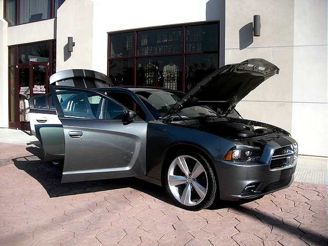 2011chargerGRAY/27a50.JPG