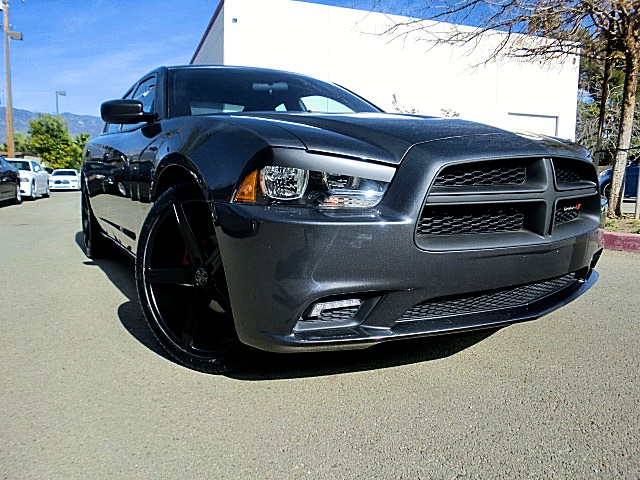 2011chargerGRAY/27a50.JPG