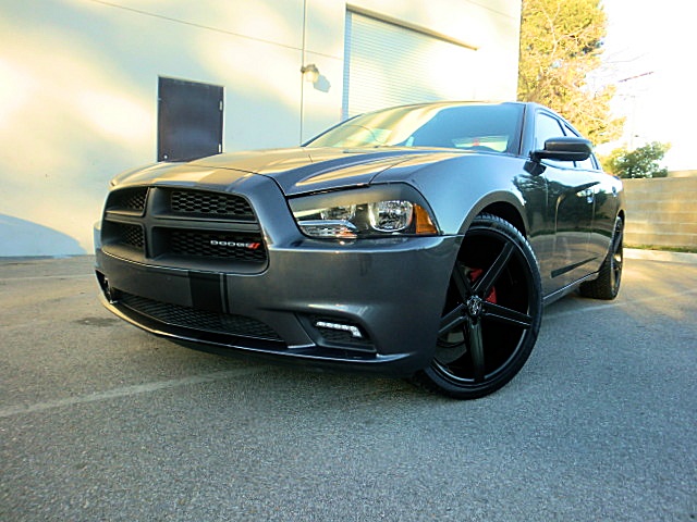 2011chargerGRAY/27a50.JPG