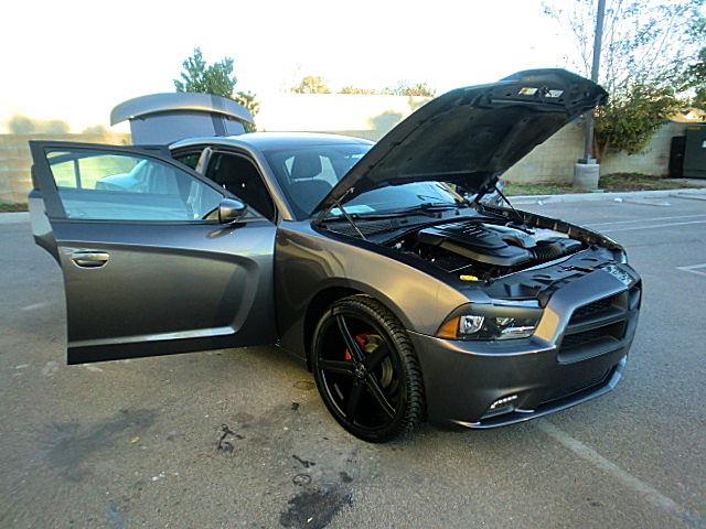 2011chargerGRAY/27a50.JPG