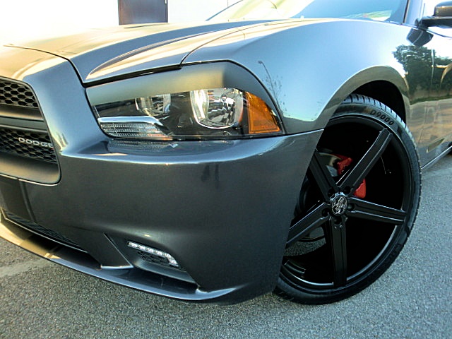 2011chargerGRAY/27a49.JPG
