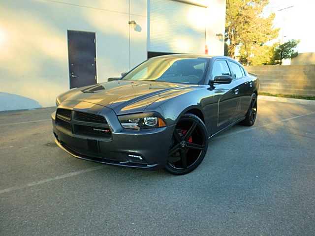 2011chargerGRAY/27a50.JPG