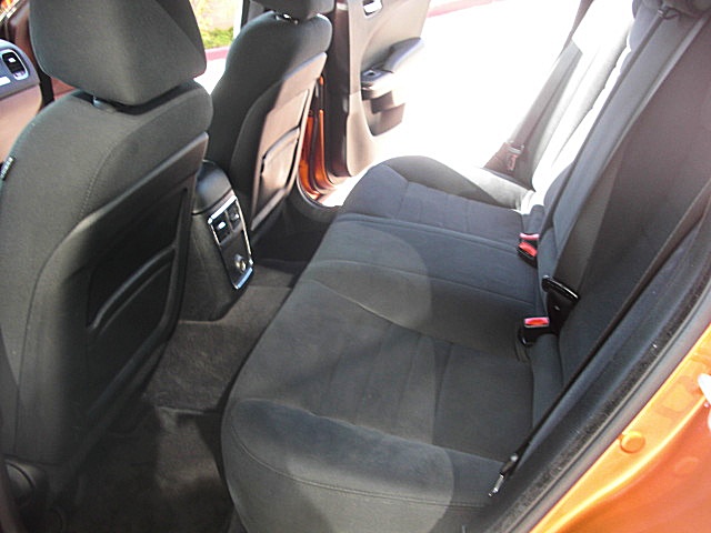 2011chargerOrange/24a43.JPG