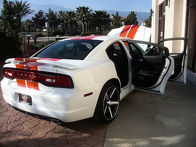 2011chargerWHITE/125a82.JPG