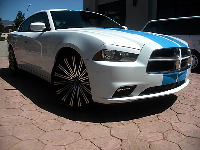 2011chargerWHITE/21a43.JPG