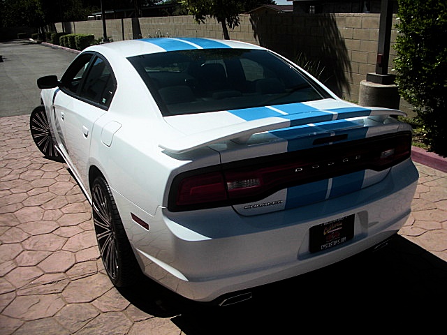 2011chargerWHITE/21a43.JPG