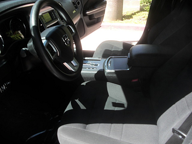 2011chargerWHITE/21a43.JPG