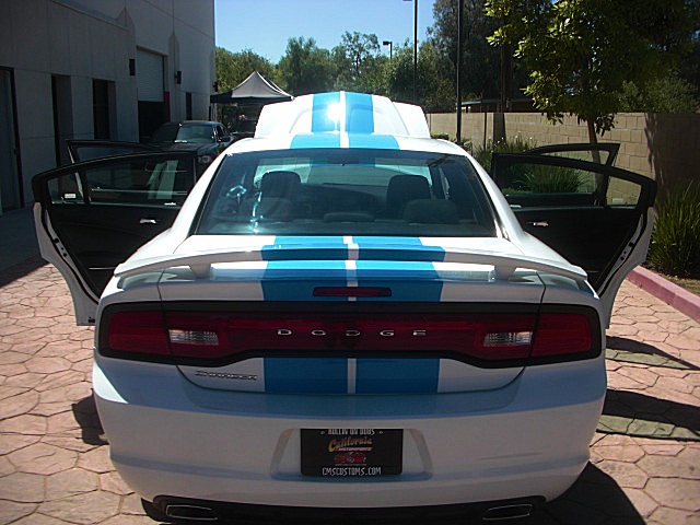 2011chargerWHITE/21a43.JPG