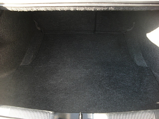 2011chargerWHITE/22b64.JPG