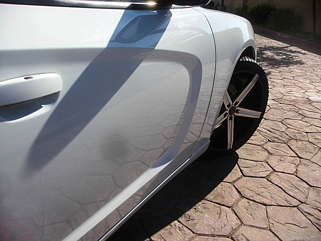 2011chargerWHITE/23a43.JPG