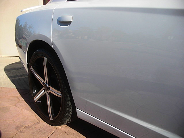 2011chargerWHITE/23a43.JPG