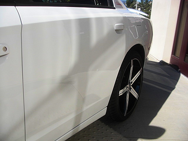 2011chargerWHITE/23a43.JPG