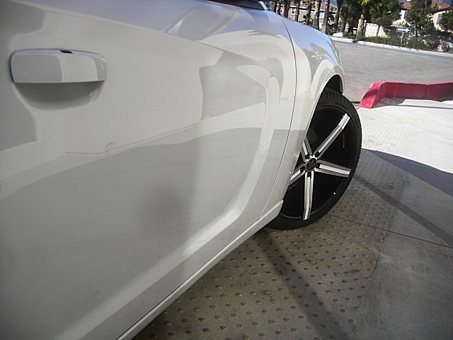 2011chargerWHITE/23a43.JPG