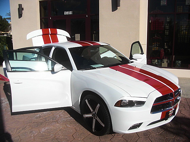 2011chargerWHITE/23a47.JPG