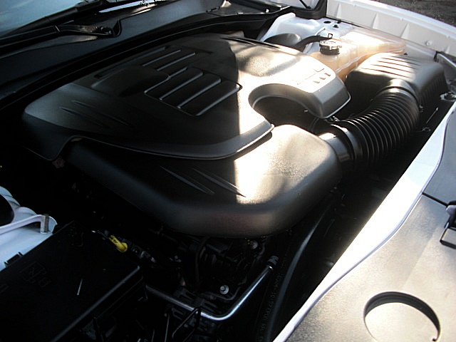 2011chargerWHITE/25aa49.JPG