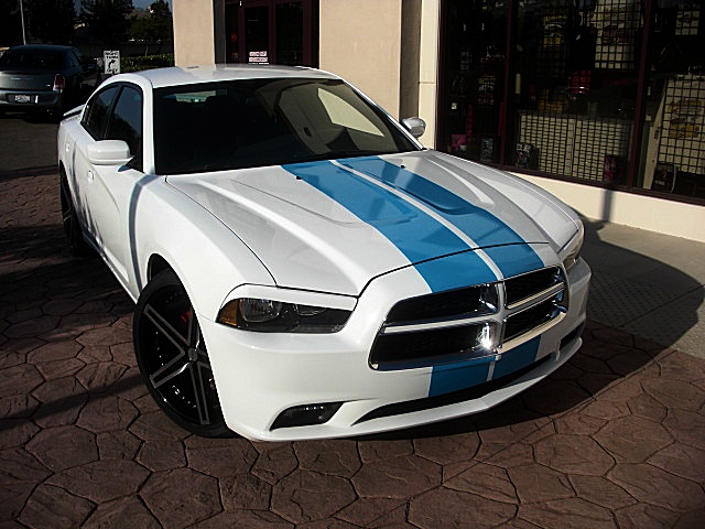 2011chargerWHITE/25e2.JPG