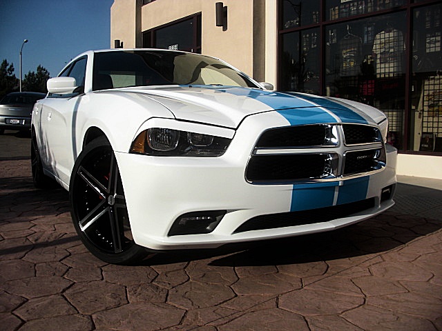 2011chargerWHITE/25e2.JPG