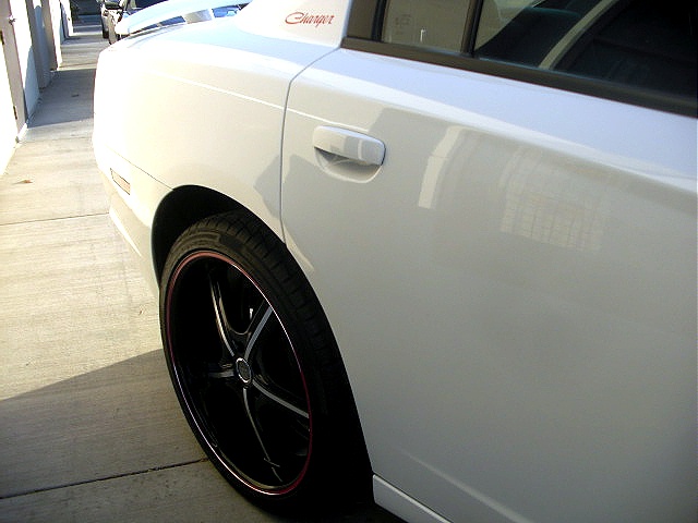 2011chargerWHITE/25kk52.jpg