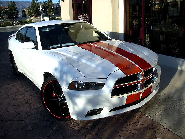 2011chargerWHITE/25kk48.jpg
