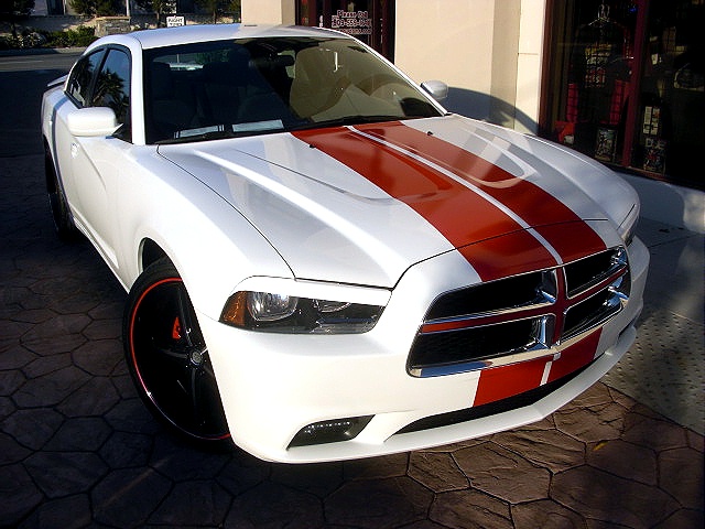 2011chargerWHITE/25kk48.jpg