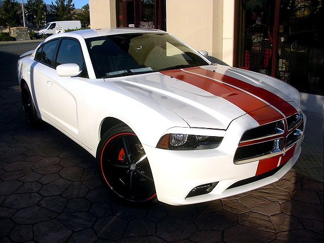 2011chargerWHITE/25kk48.jpg