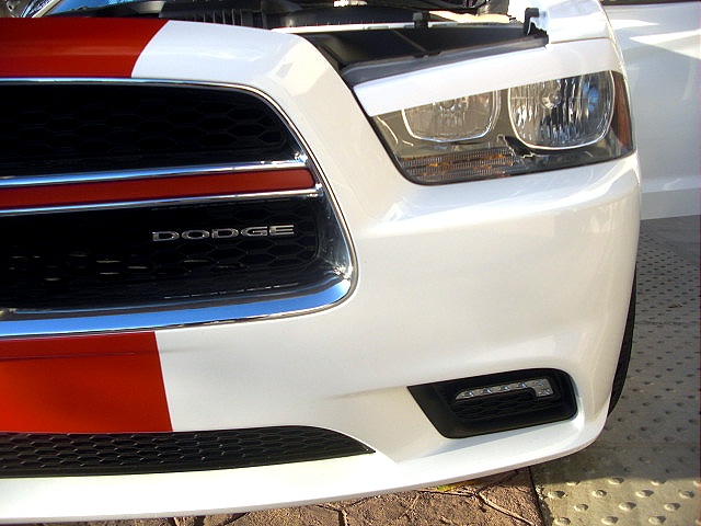 2011chargerWHITE/25kk52.jpg