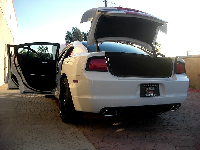 2011chargerWHITE/25kk48.jpg