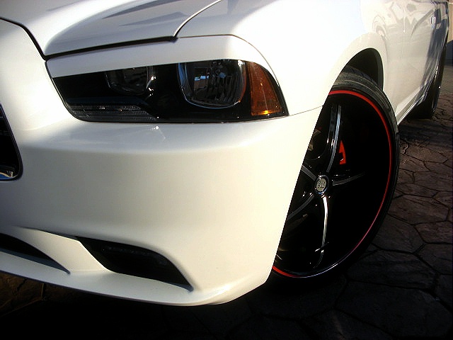 2011chargerWHITE/25kk52.jpg
