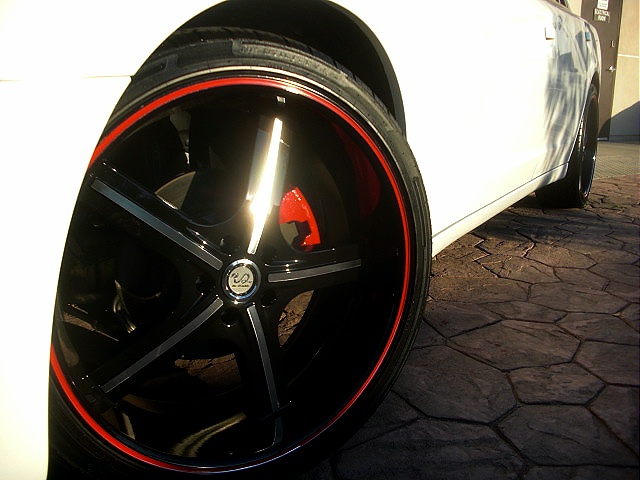 2011chargerWHITE/25kk52.jpg