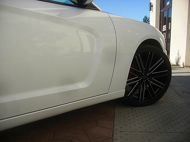 2011chargerWHITE/26a80.JPG