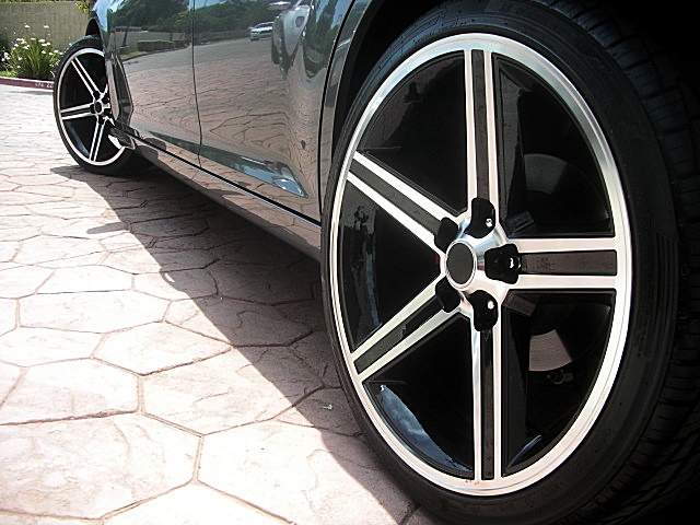 2011hemi300gray/25c26.JPG