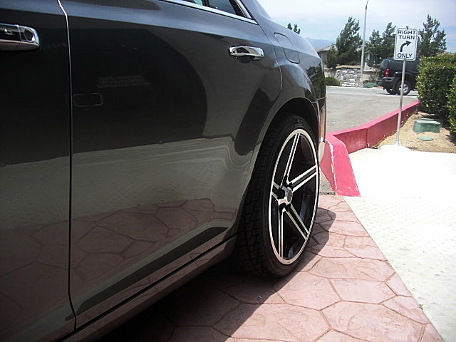 2011hemi300gray/25c26.JPG