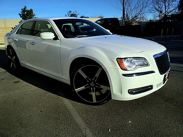 2011up300white/27c25.JPG