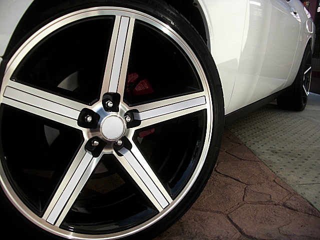 2011upChallengersWhite/23a42.JPG