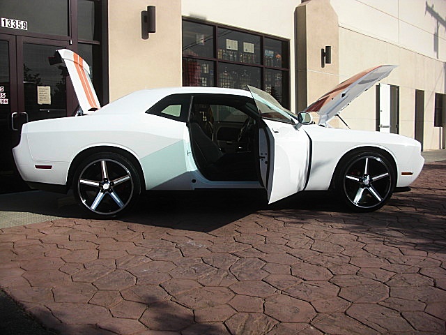 2011upChallengersWhite/23a40.JPG
