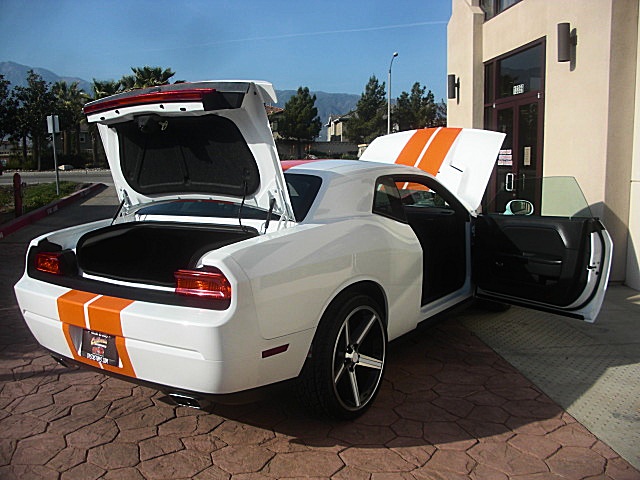 2011upChallengersWhite/23a40.JPG