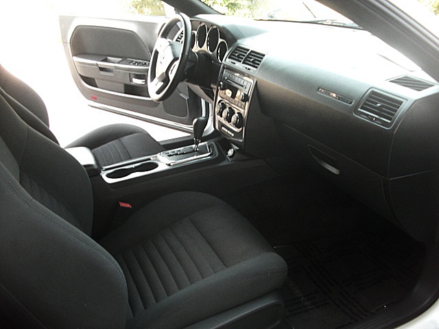 2011upChallengersWhite/24a39.JPG