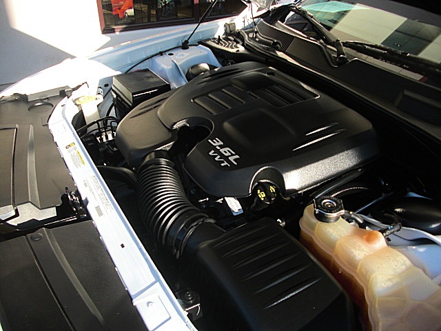 2011upChallengersWhite/24aa41.JPG