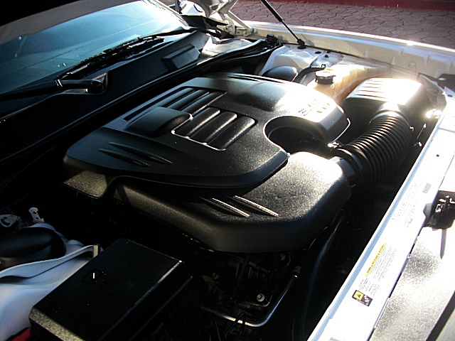 2011upChallengersWhite/24aa40.JPG